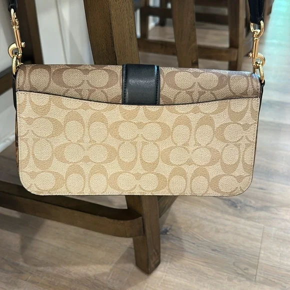 Coach Georgie Handbag and matching wallet!! - Picture 4 of 15